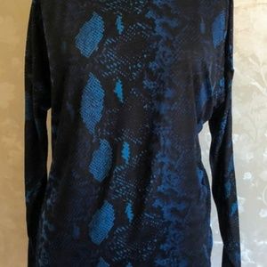 Express cold shoulder black and blue snakeskin top